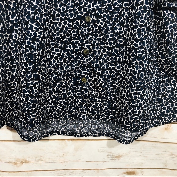 Who What Wear women’s short sleeve button blouse - Picture 3 of 5